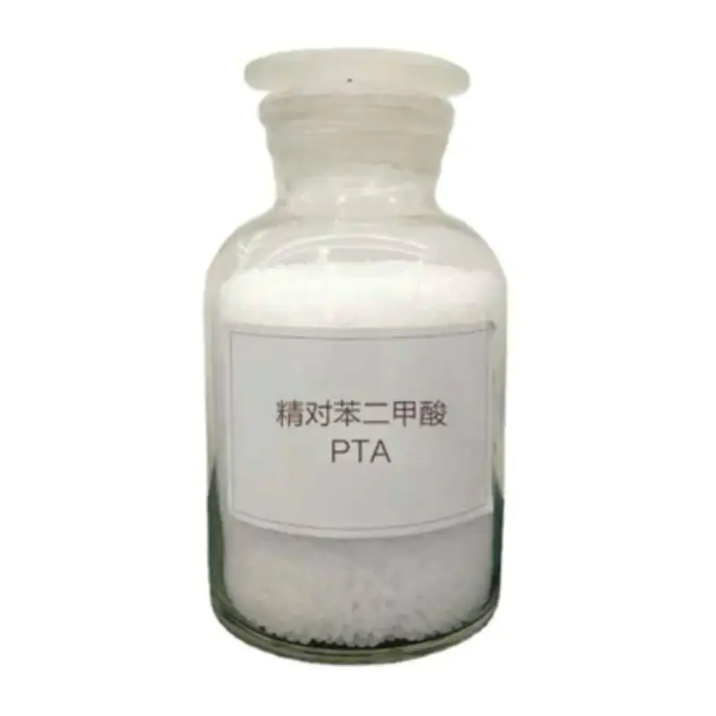 How is polyester raw material synthesized into fibers?